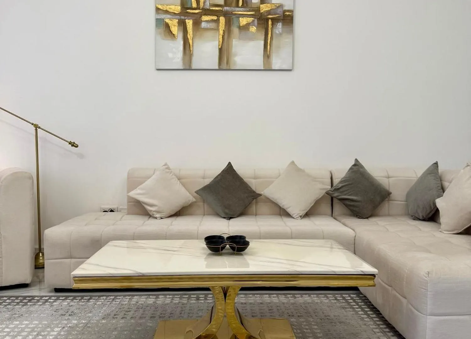 Beach Front Apartment In Jbr Dubai United Arab Emirates