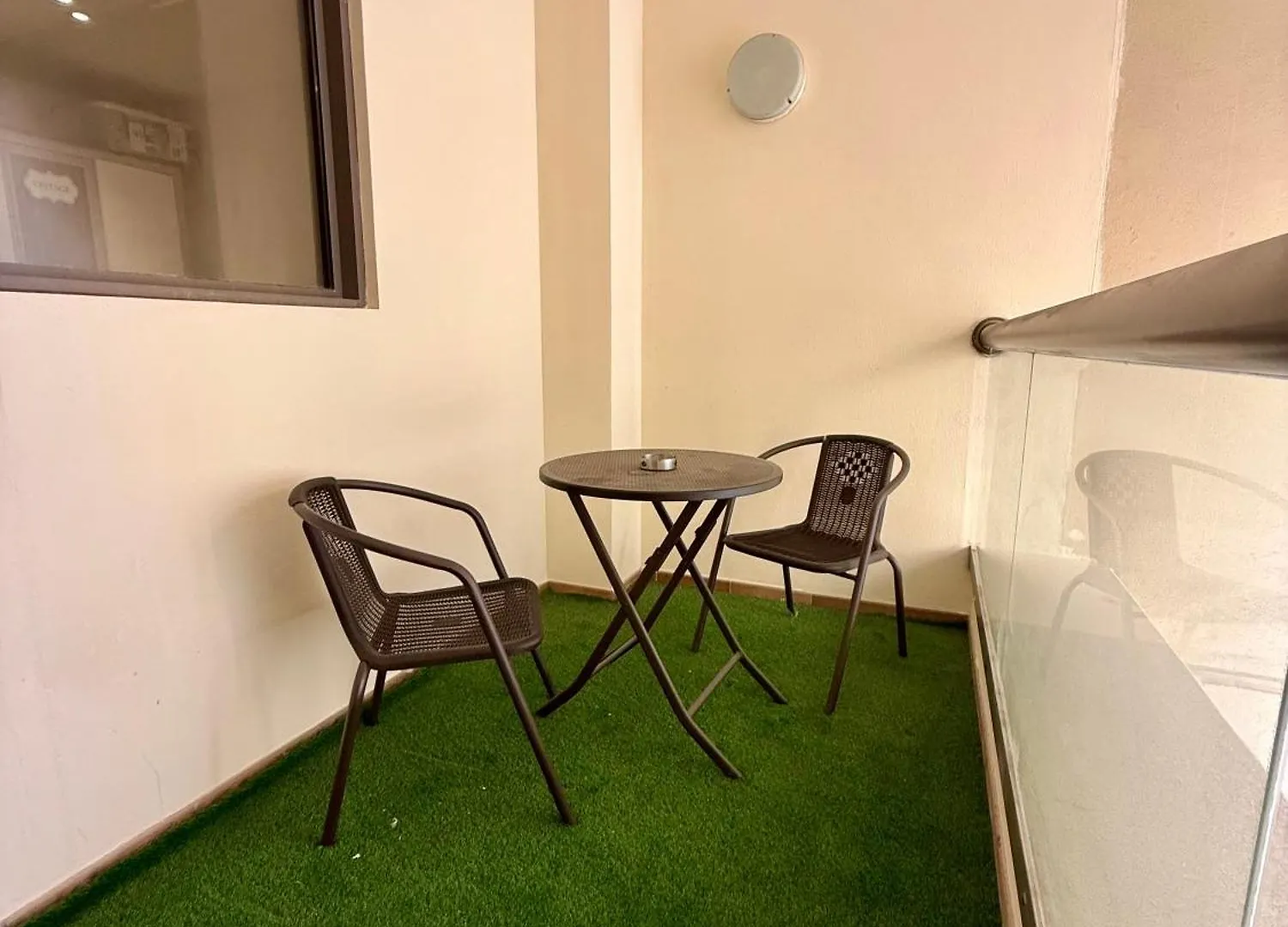 Beach Front Apartment In Jbr Dubai