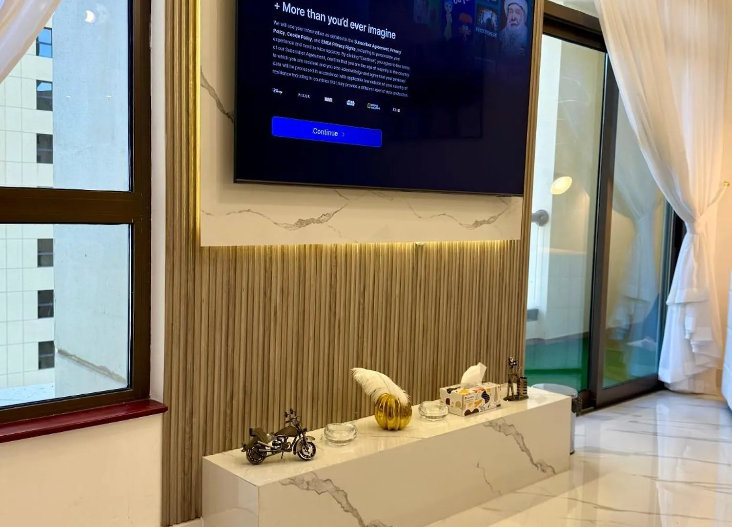 Beach Front Apartment In Jbr Dubai United Arab Emirates
