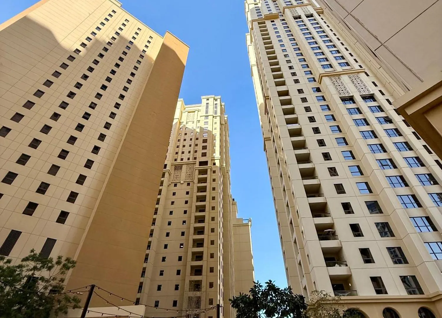 Beach Front Apartment In Jbr Dubai