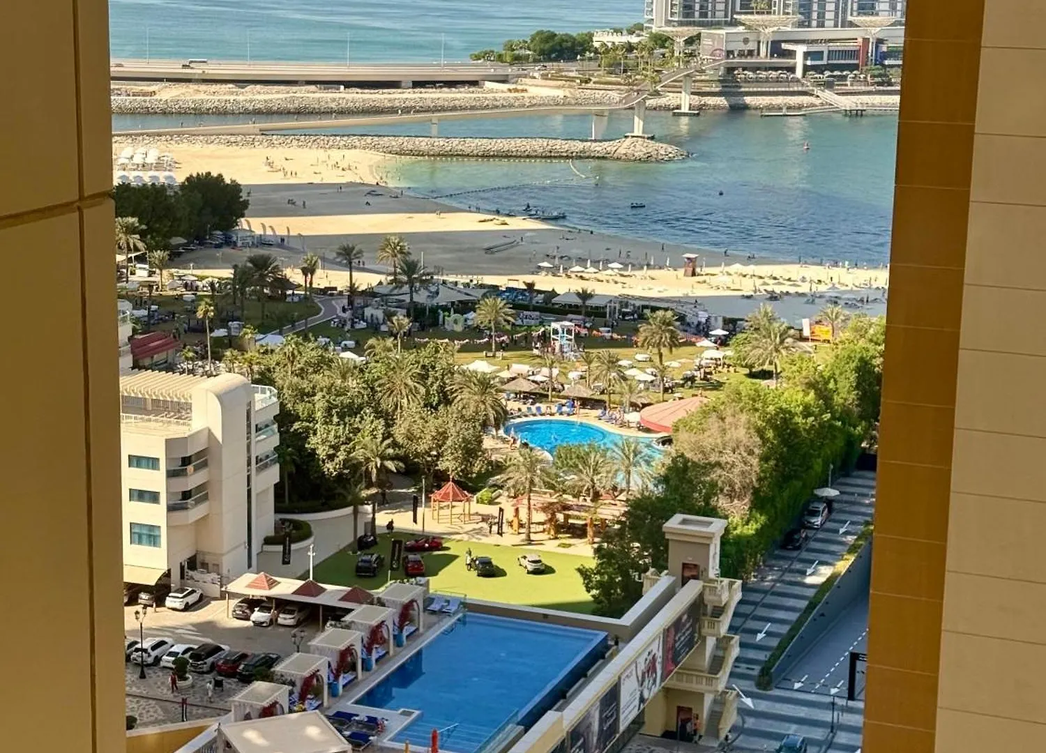 Beach Front Apartment In Jbr Dubai 0*,