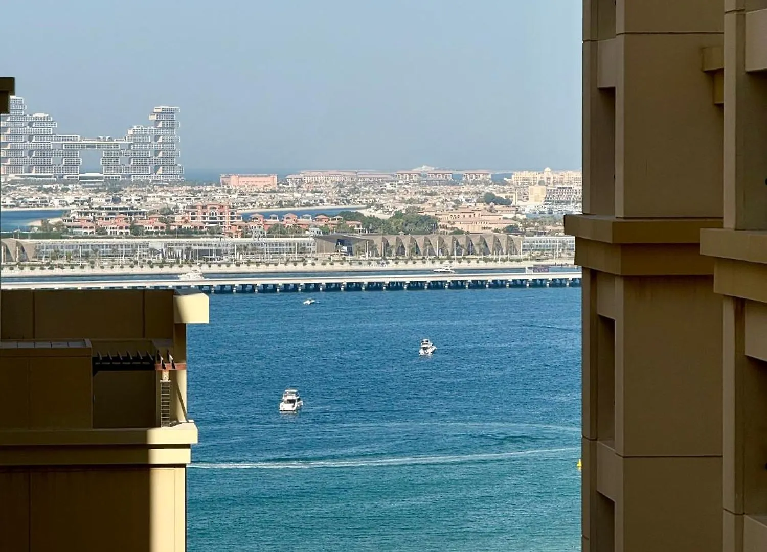 Beach Front Apartment In Jbr Dubai